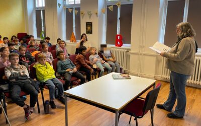 Besuch in der Stadtbücherei – Eine besondere Vorlesestunde für die 2. Klassen