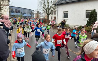 Erfolgreiche Teilnahme unserer Schule am 35. Losheimer Martinslauf 🏃♀️🏃♂️